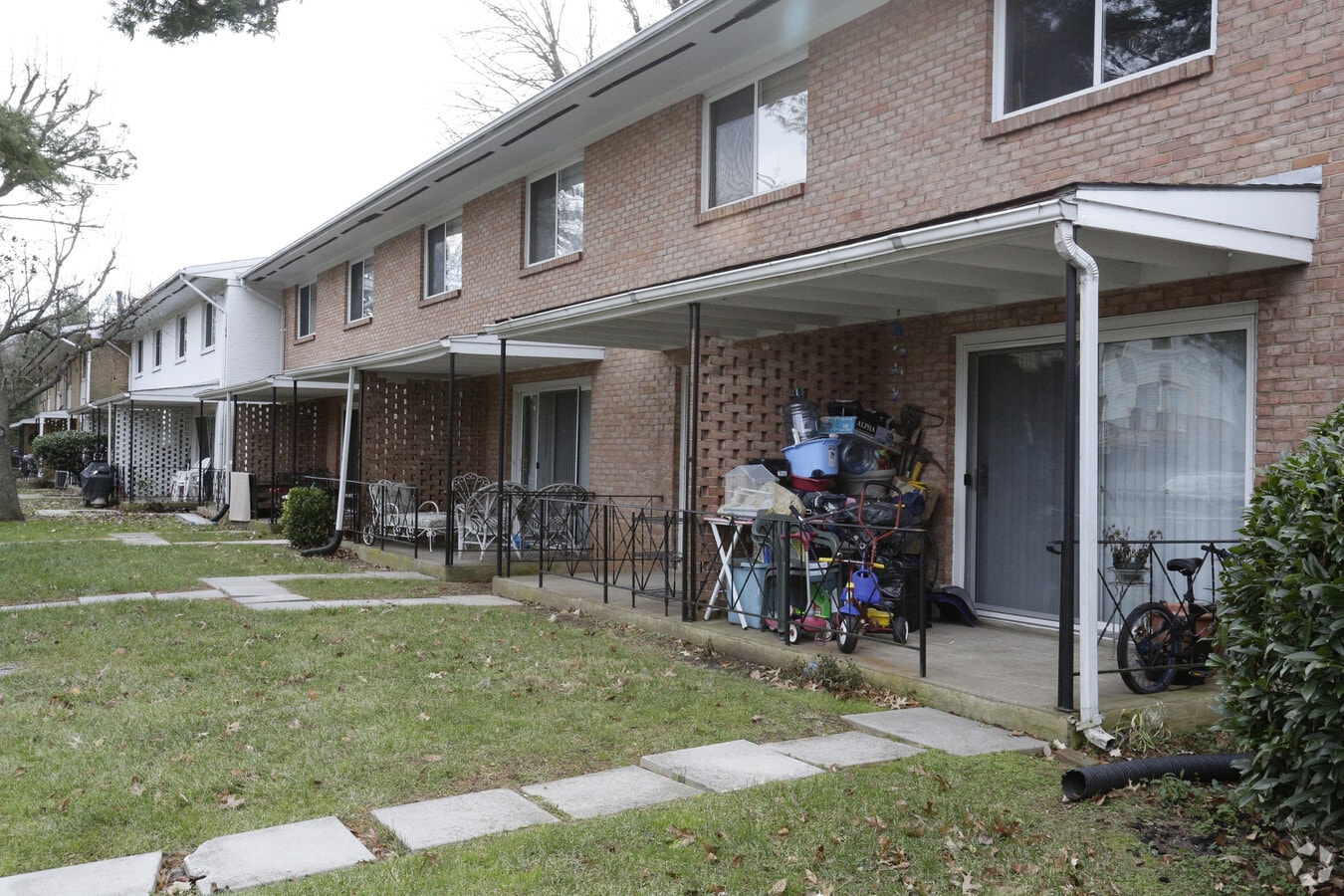 Page Brooke Village Townhouses - Pagebrooke Village Townhouses