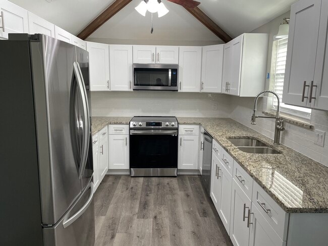 Photo - 807 Rush Creek Dr