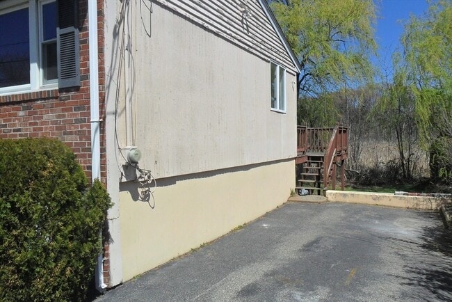 Photo - 171 Walnut St