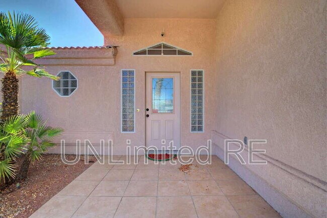 Photo - 304 Acoma Blvd S