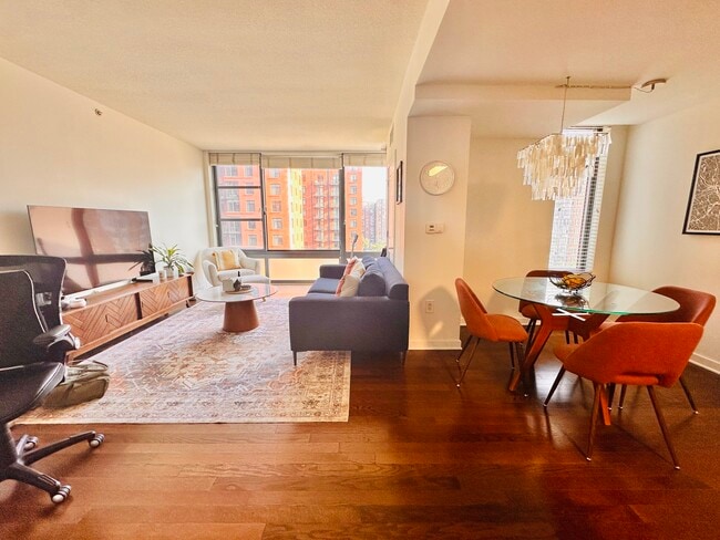Building Photo - 475 K St NW Unit 475 K St NW