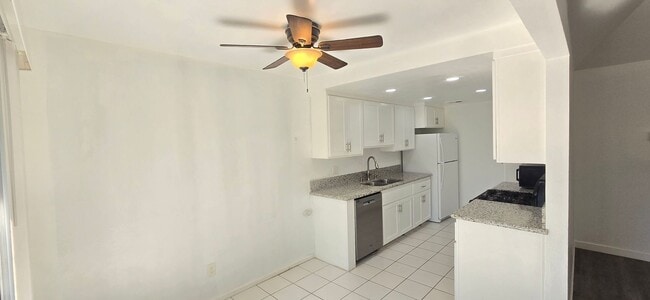 Building Photo - Sneak Peak Preview! Schedule a Showing Ahe... Unit 1437 Clemson Way, Riverside, CA 92507 Rental