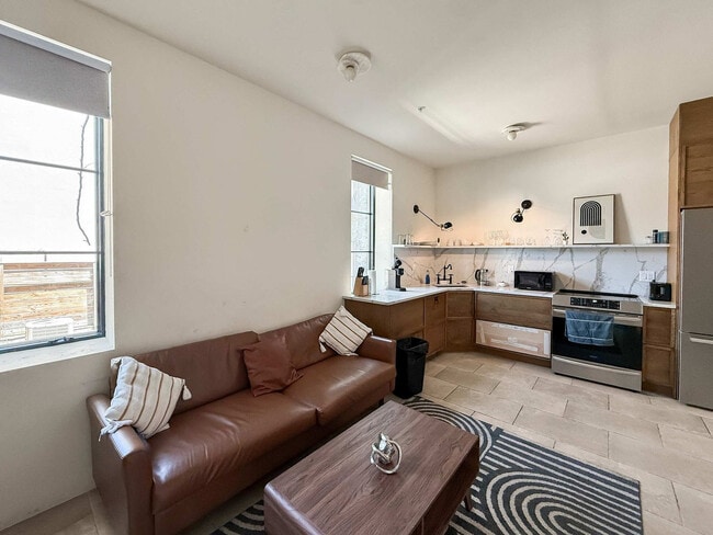 Photo - 309-11 South St Unit ID1055807P