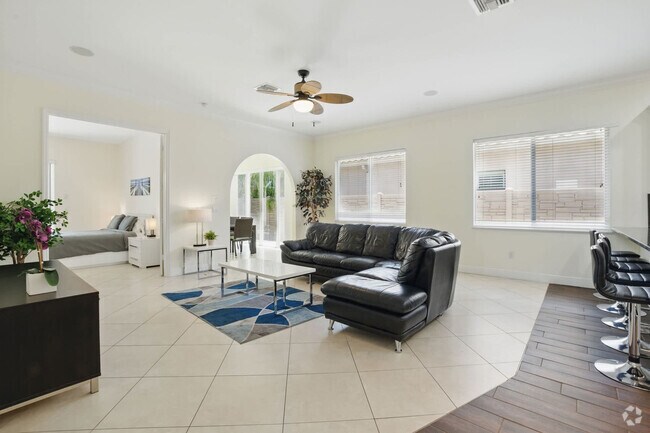 Building Photo - 555 93rd Ave N Unit FL1-ID1241713P Rental