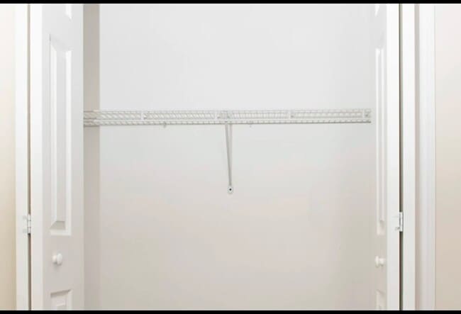 Photo - 3345 N Marshfield Ave