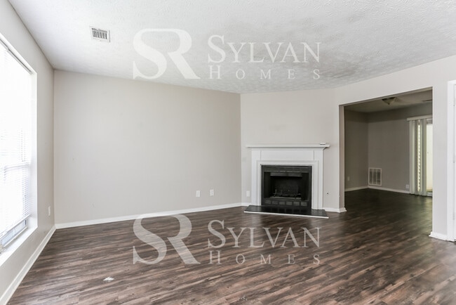 Photo - 5697 Wells Cir