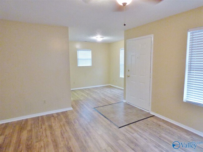 Photo - 2714 9th Ave SW