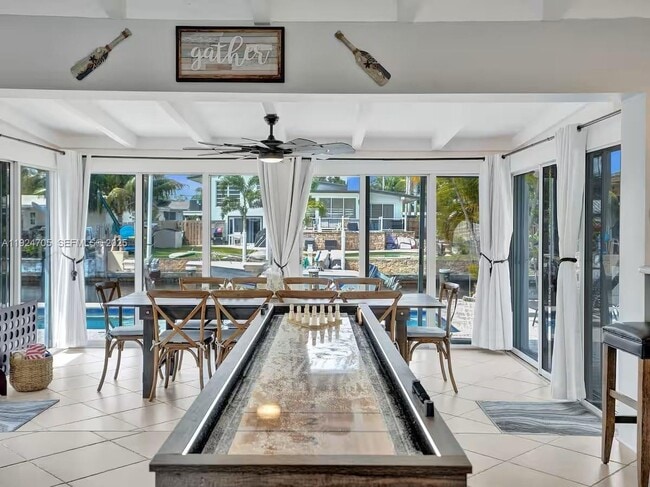 Photo - 2525 Gulfstream Ln