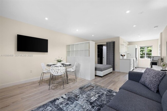 Photo - 1241 14th St Unit 4