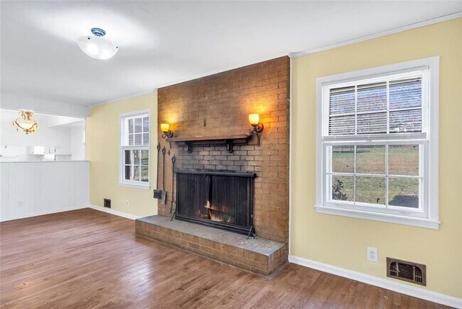 Photo - 2338 Rockbridge Rd SW