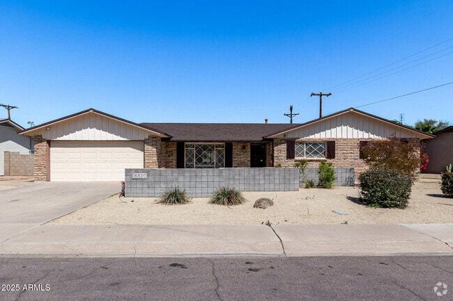 Building Photo - 8520 E Turney Ave Rental