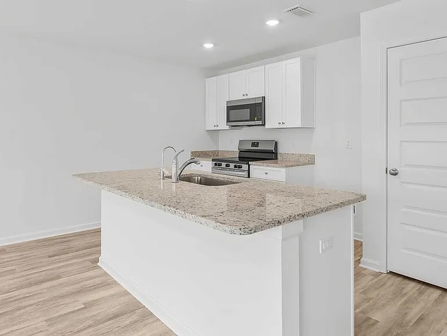 Photo - 157 Gray Owl Dr