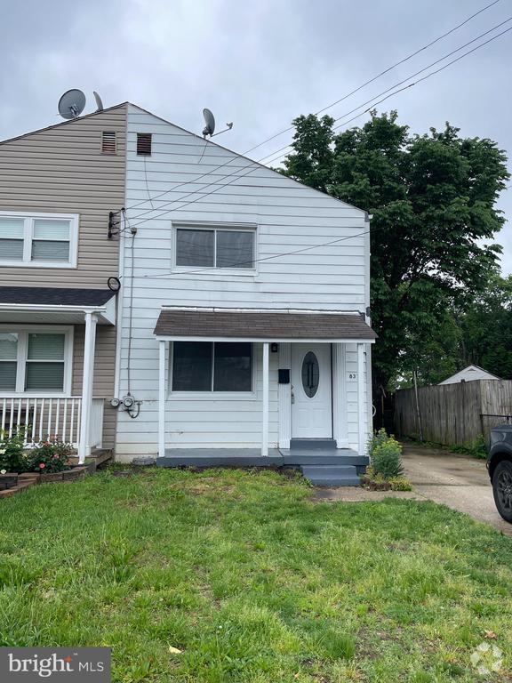 Building Photo - 833 S Harrison St Rental