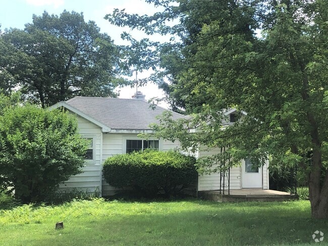 Building Photo - 6112 Hillcrest Rd Rental