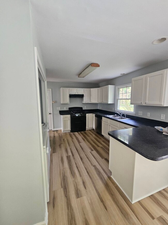 Photo - 29861 Standish St
