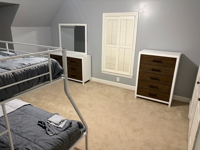 Photo - Spacious 5BR House in Oak City