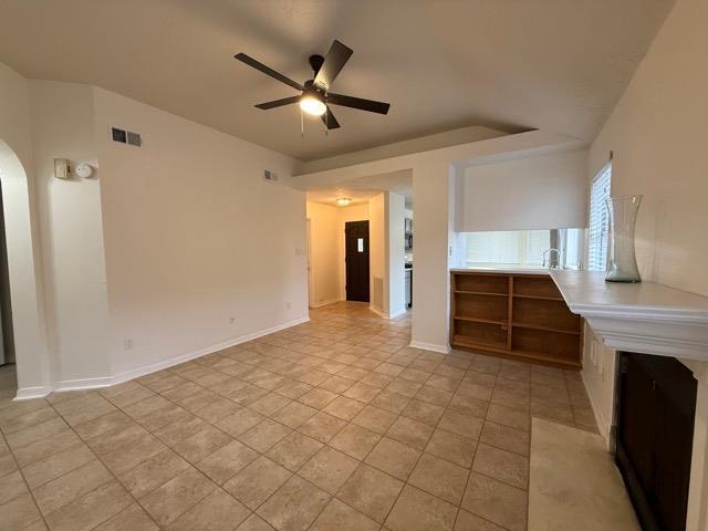 Photo - 1809 Whitney Way