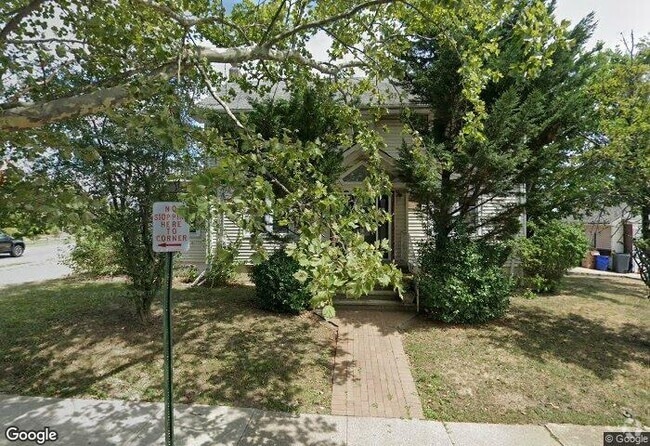 Building Photo - 370 Roselle Ave Rental