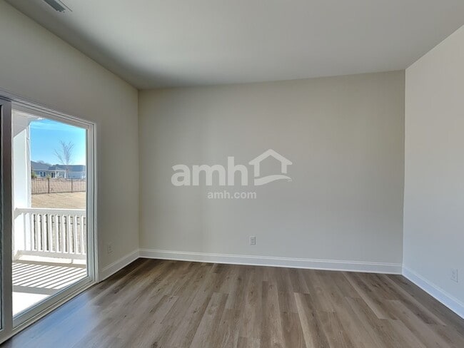 Photo - 3476 Lincoln Hts Ln