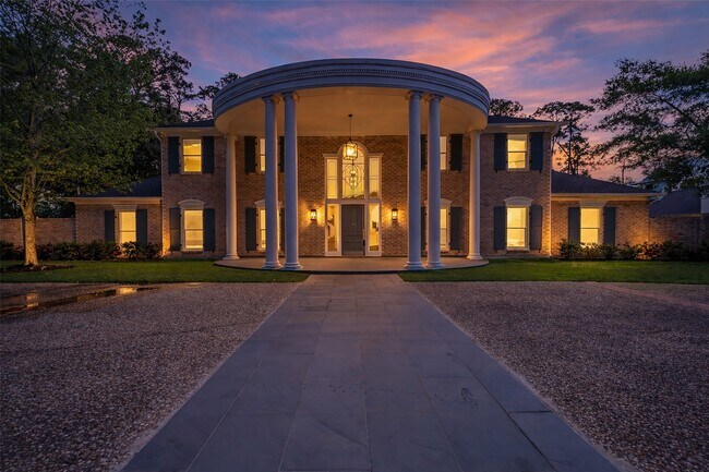 Photo - 11314 Williamsburg Dr