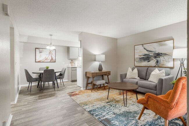 Photo - Echo Trail Apartments - Reduced Rates and ...