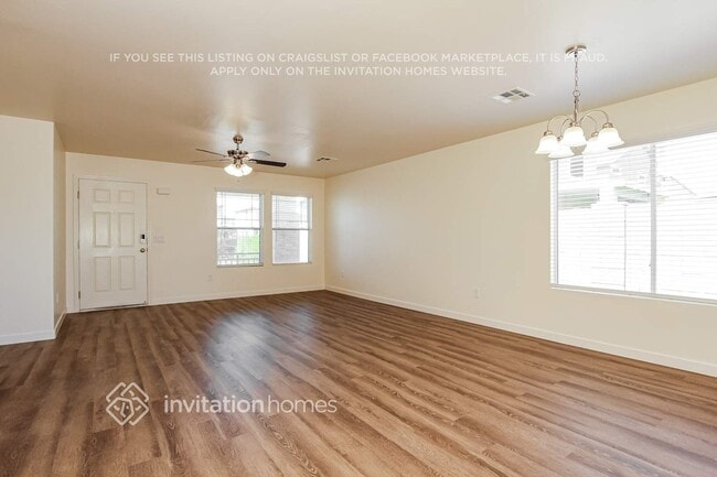 Photo - 1525 S 121st Dr