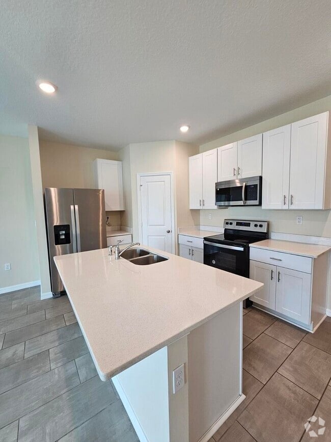 Building Photo - 4041 Hot Springs Ave Rental