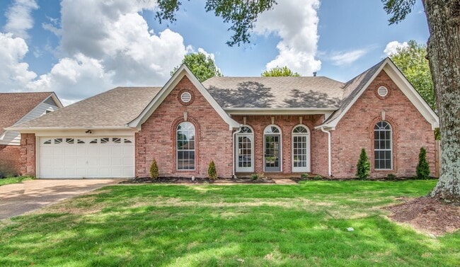 Building Photo - 5624 Annandale Dr Rental