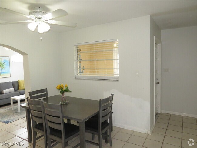 Building Photo - 717 95th Ave N Rental