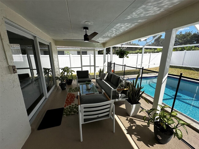 Photo - 6860 Calle Del Paz S