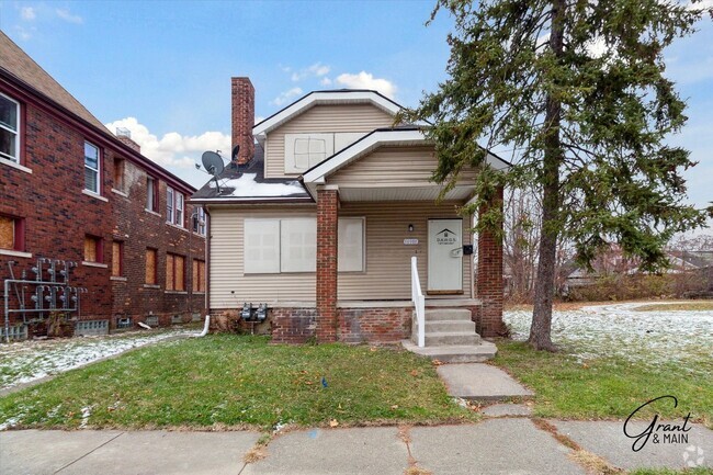 Building Photo - 16901 Log Cabin St Unit 2 - Upper Rental