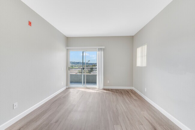 Fashion Terrace Apartment Homes