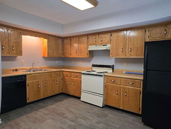 Photo - 113 Hickory Trace Rd