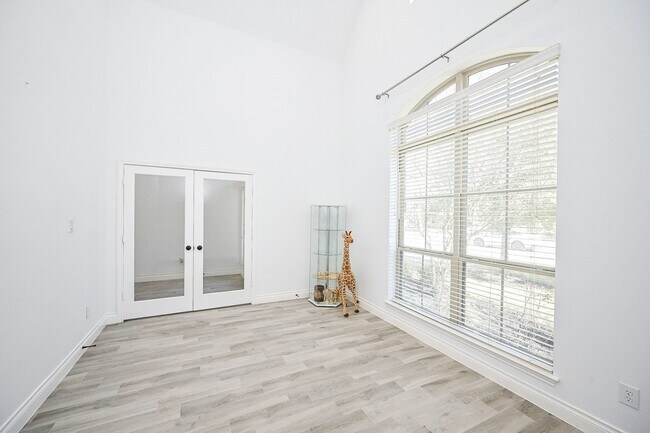 3707 Brampton Island Dr