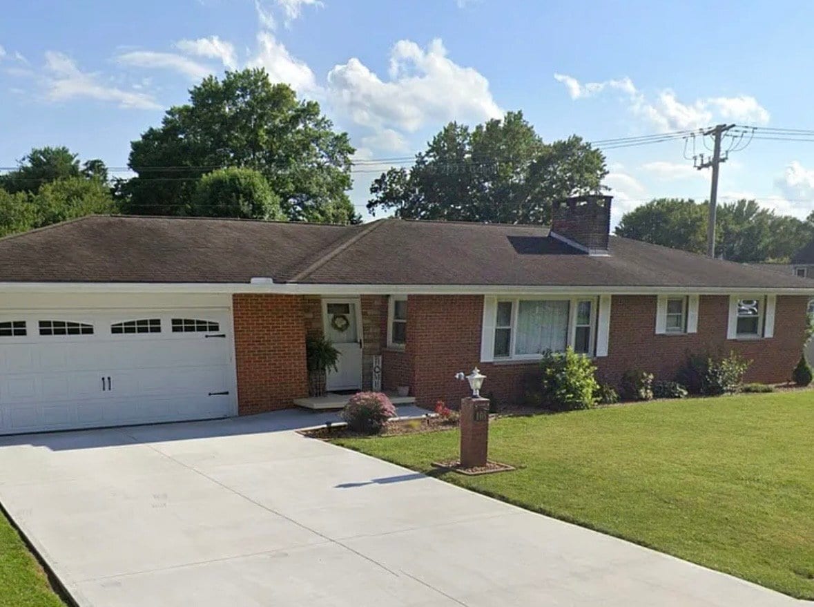 Photo - 108 Seneca Dr
