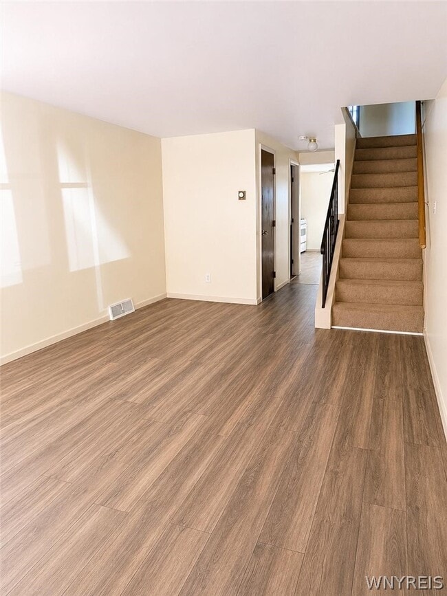 1 Robin Rd