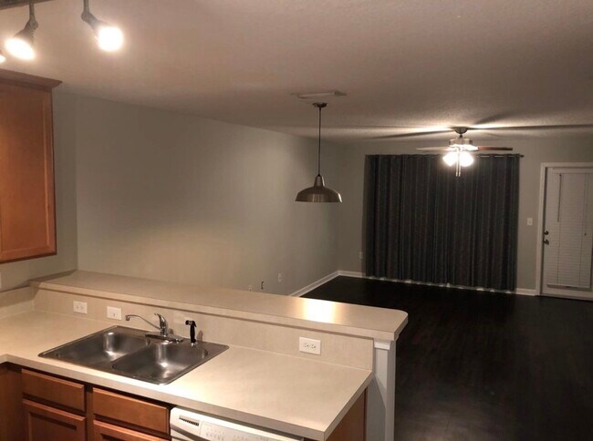 Photo - 1500 Calming Water Dr Unit 5204