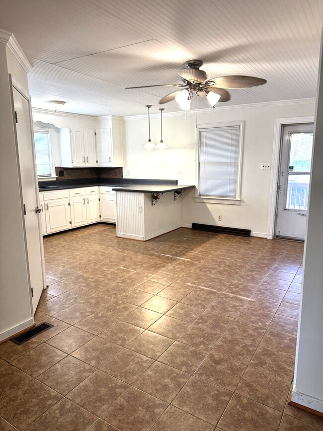 Photo - 5404 Oak St