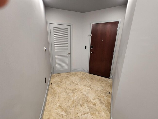 Photo - 400 W Peachtree St NW Unit 3916