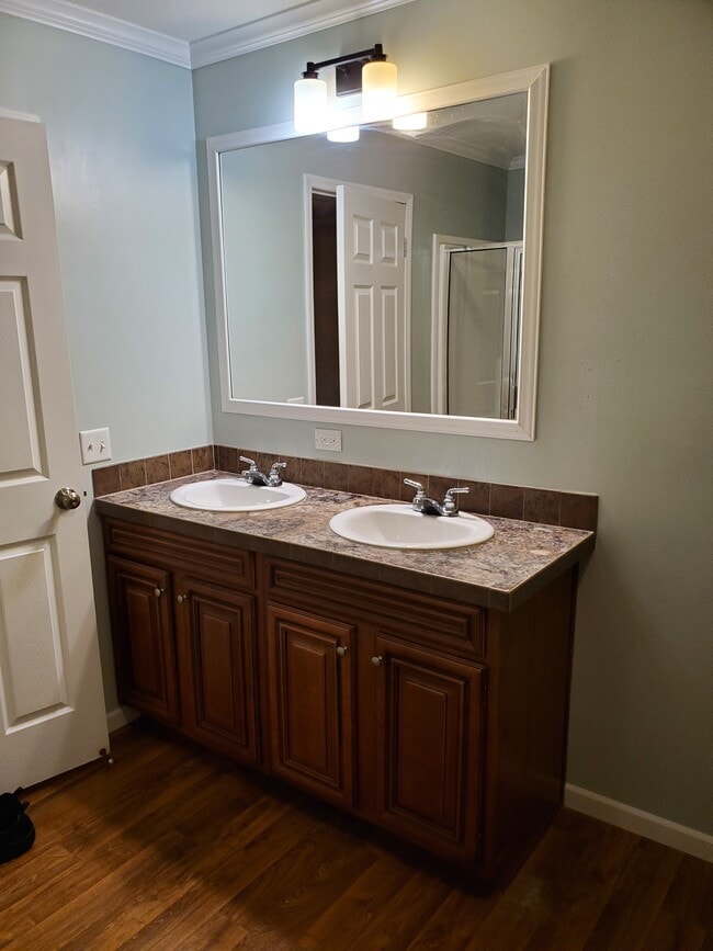 Master bath - 2974 Maple Street Unit 2974 Maple St