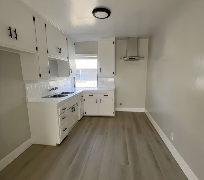 6332 S Crenshaw Blvd Unidad 3a