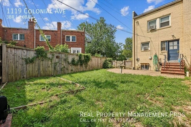 Photo - 1119 Colonial Ave