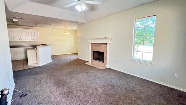 Photo - 3102 110th St