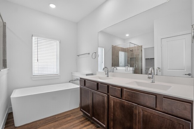 Photo - 12340 Chestnut