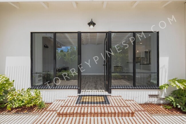 Photo - Gorgeous 3 br Home in Del Mar with W/D In Unit and Basketball Court!