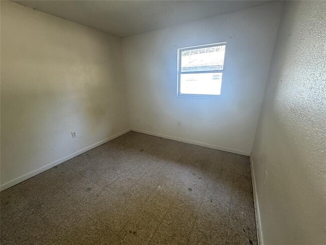 Photo - 505 Kilgore St