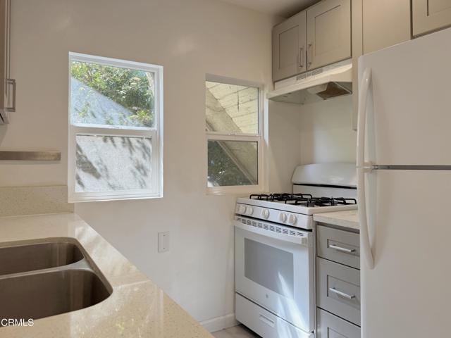 Building Photo - 1827 Santa Ynez St Unit C