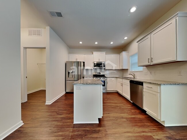 Photo - 4853 Billingsgate Ln