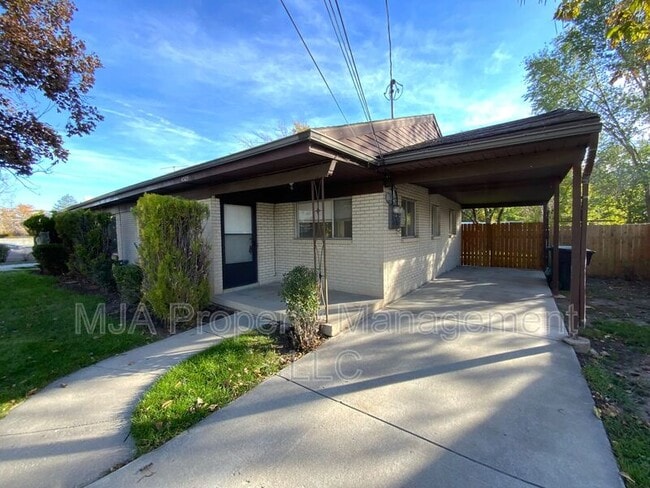 Photo - 4523 S 600 E Condo Unit DUPLEX