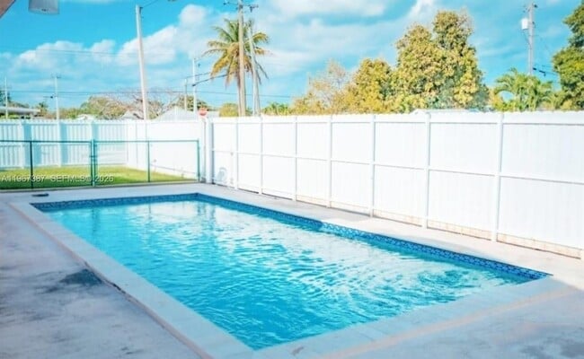 Photo - 11911 SW 185th St